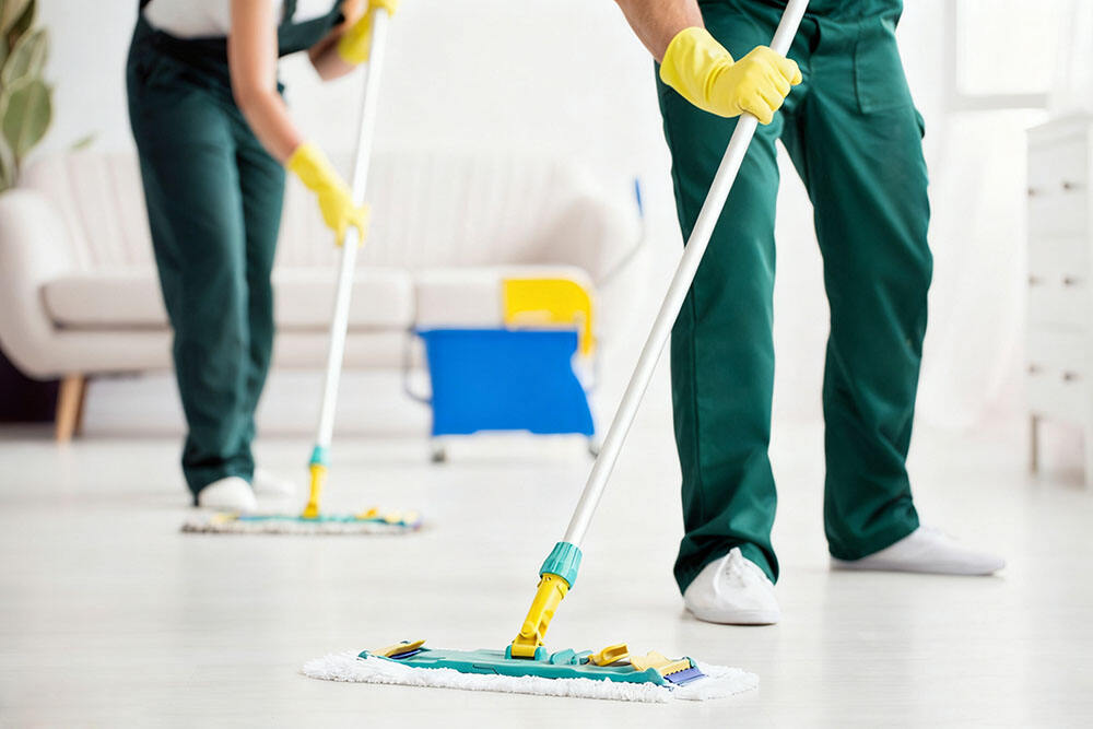 What Features Should a Floor Cleaning Mop Have for High-Traffic Areas?
