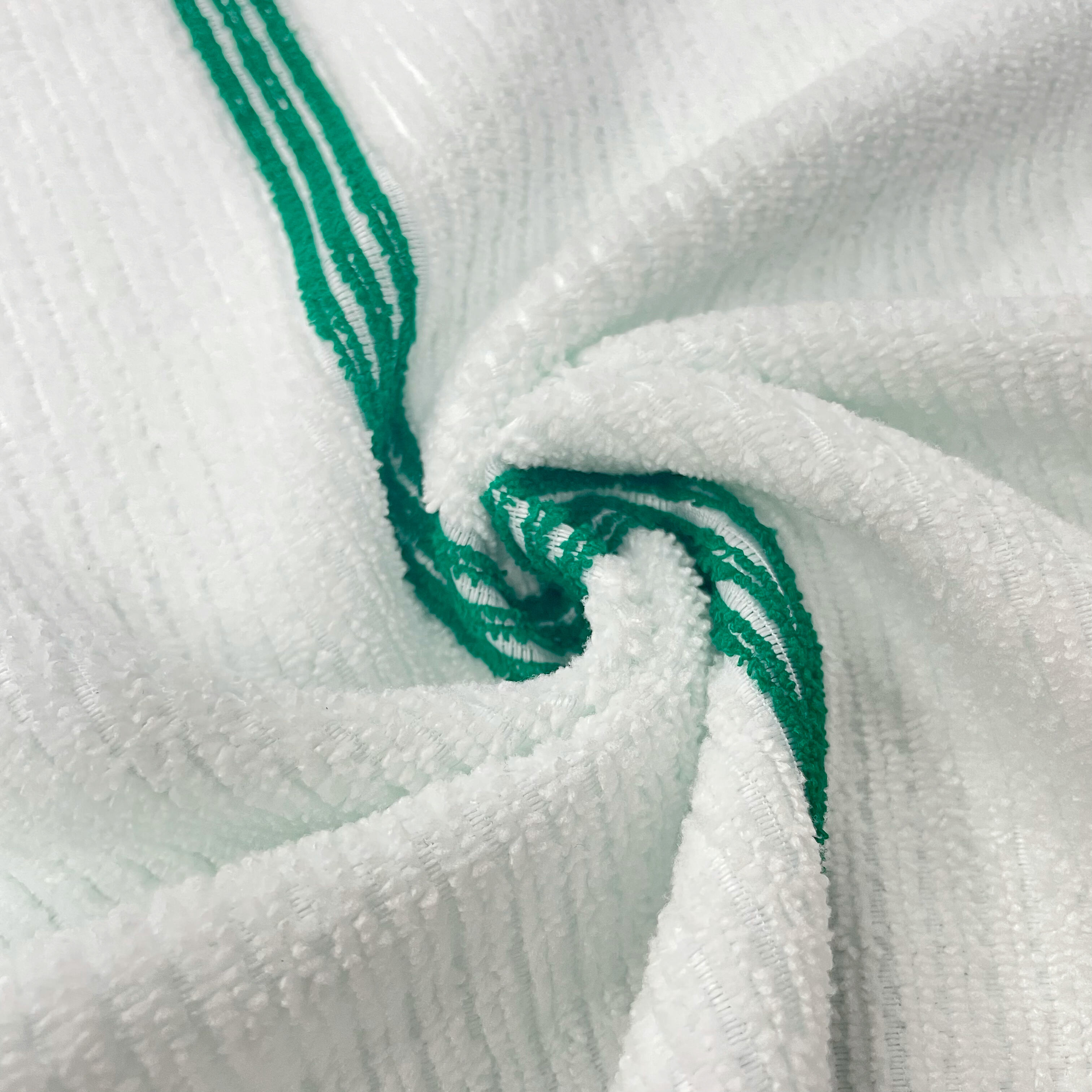 Microfiber Cationic Antibacteiral Cleaning Cloth manufacture