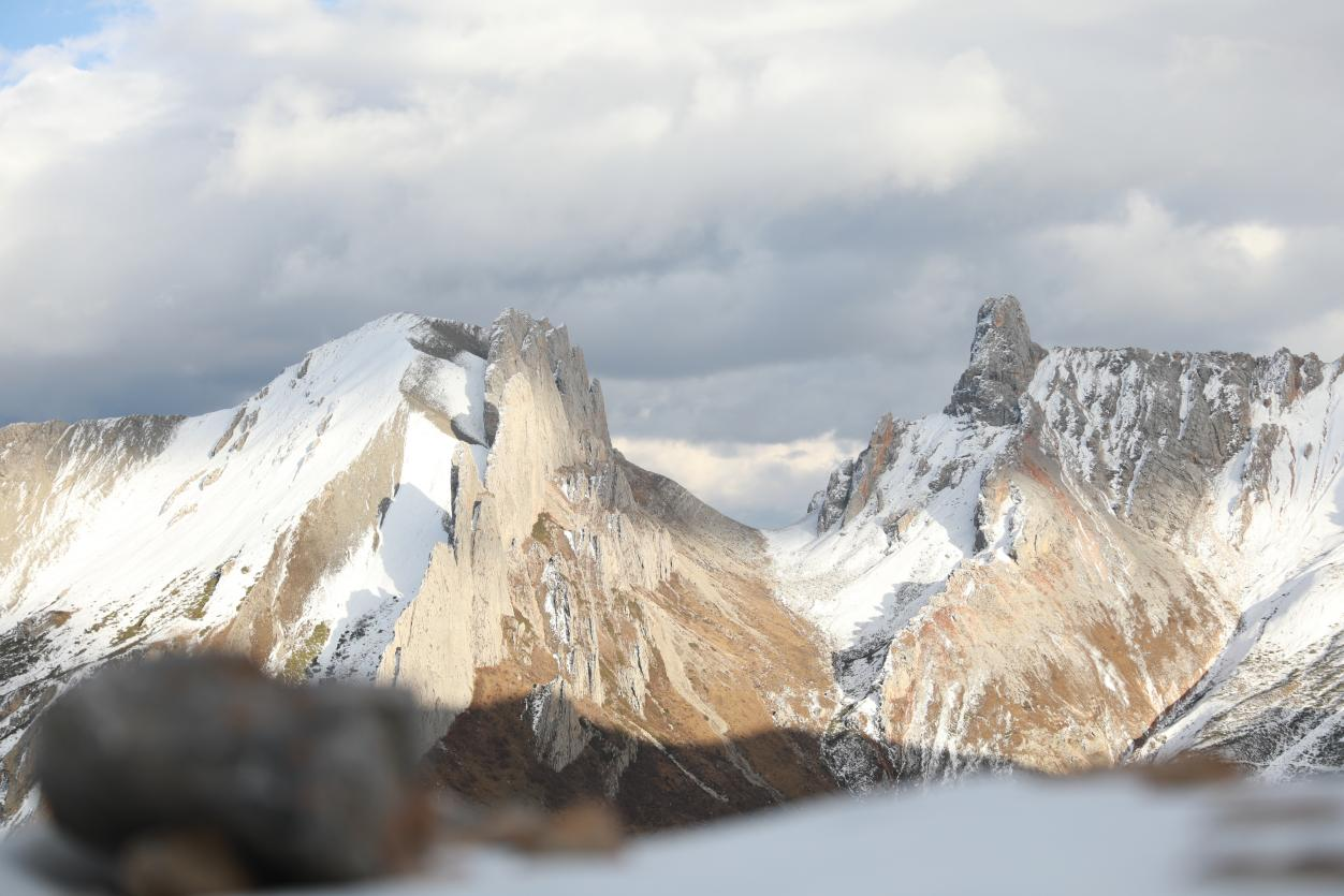 Esun Team-Building Trip to Gannan: Through Snow and Wind, We Witnessed Extraordinary Scenery Together