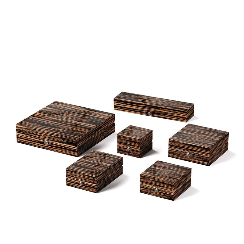 Iškelkite savo prekinį ženklą su mūsų mažais papuošalų dėžutėmis