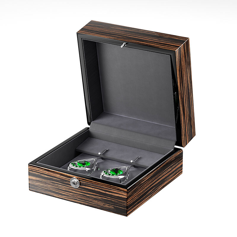 Pakelkite savo papuošalų pateikimą su TANCY BOX