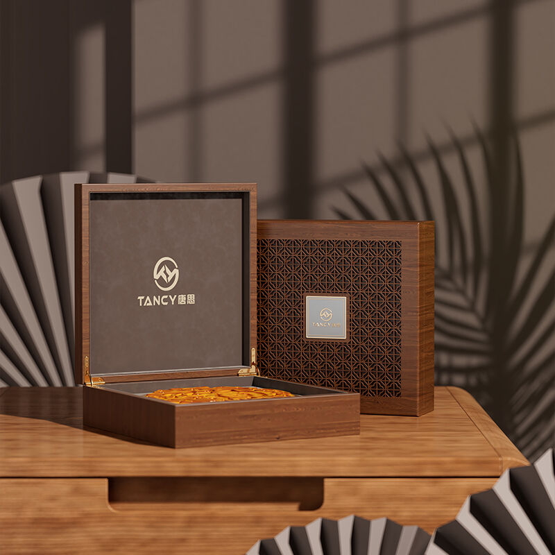 Traditional Wooden Mooncake Gift Box