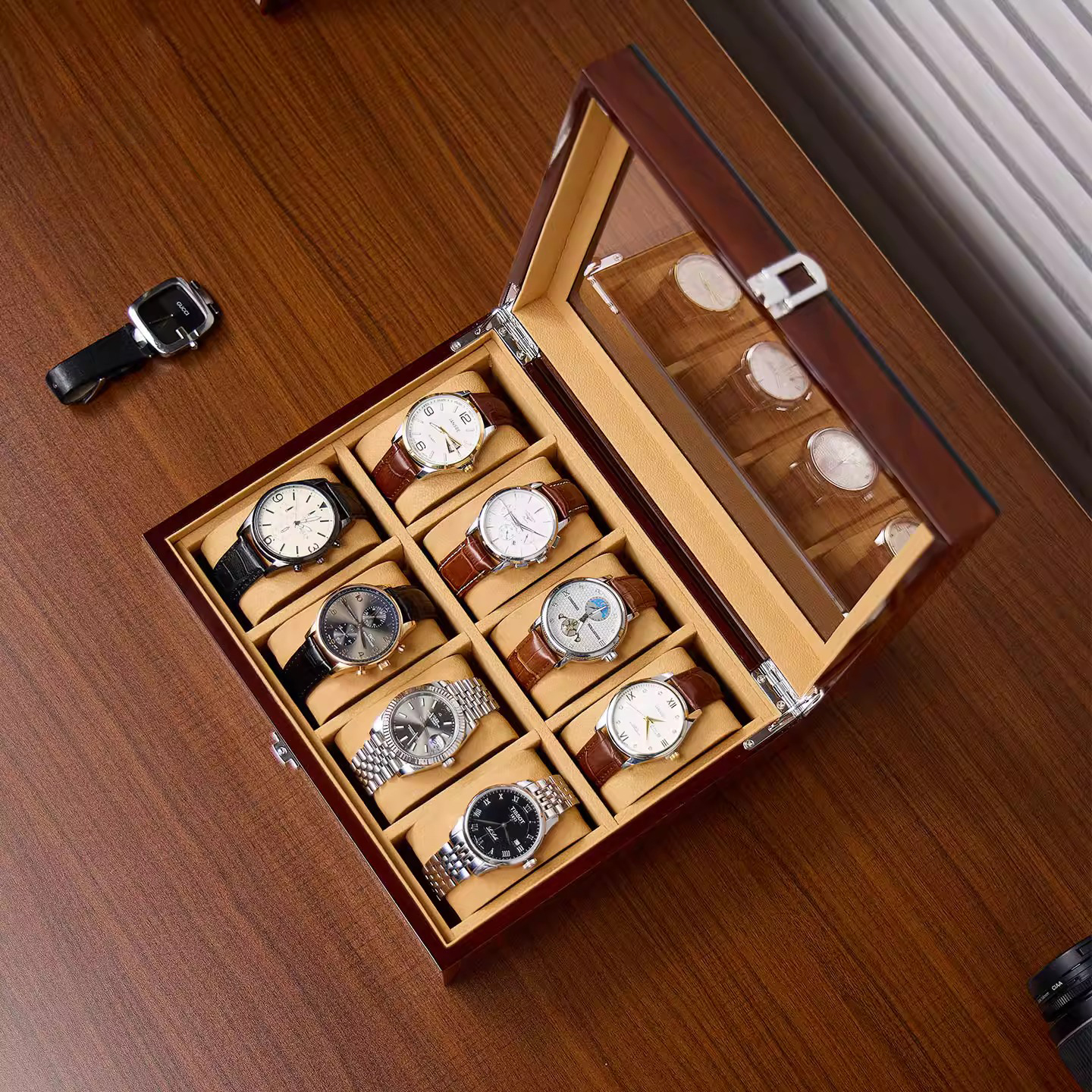 What Design Elements Should a Watch Box for Men Have to Fit Male Aesthetics?