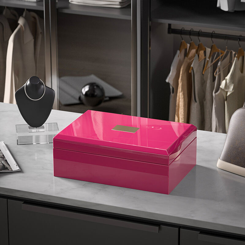 Glossy Finish Jewelry Display Cases