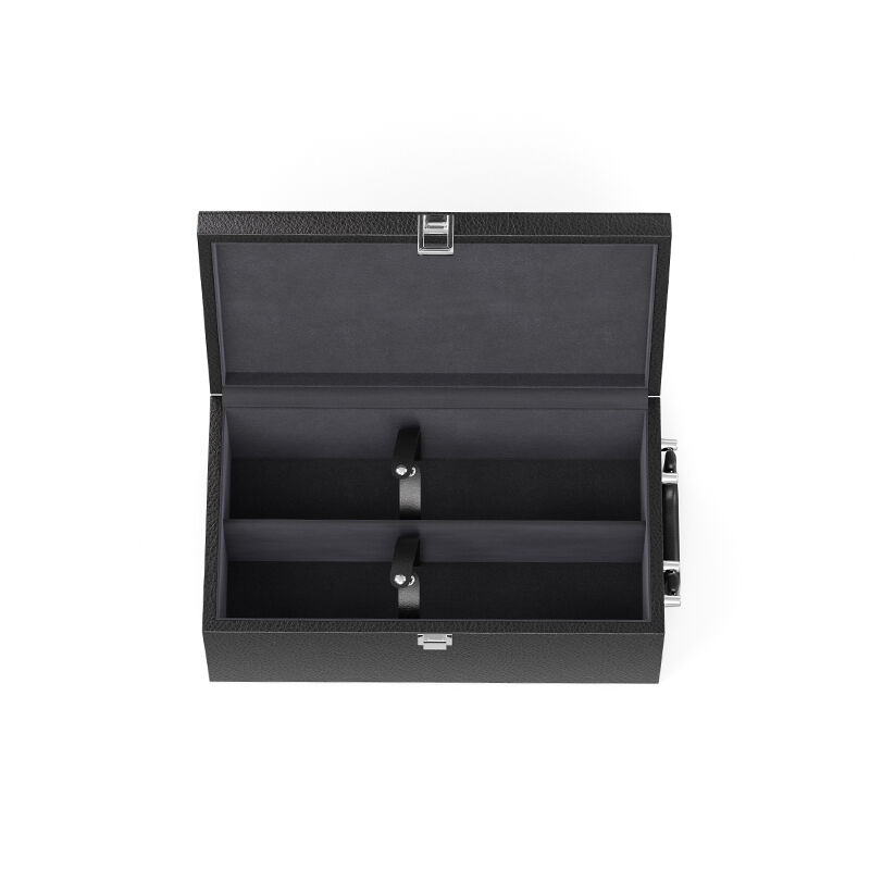 Inovatyvūs dizaino sprendimai juodajam vynui