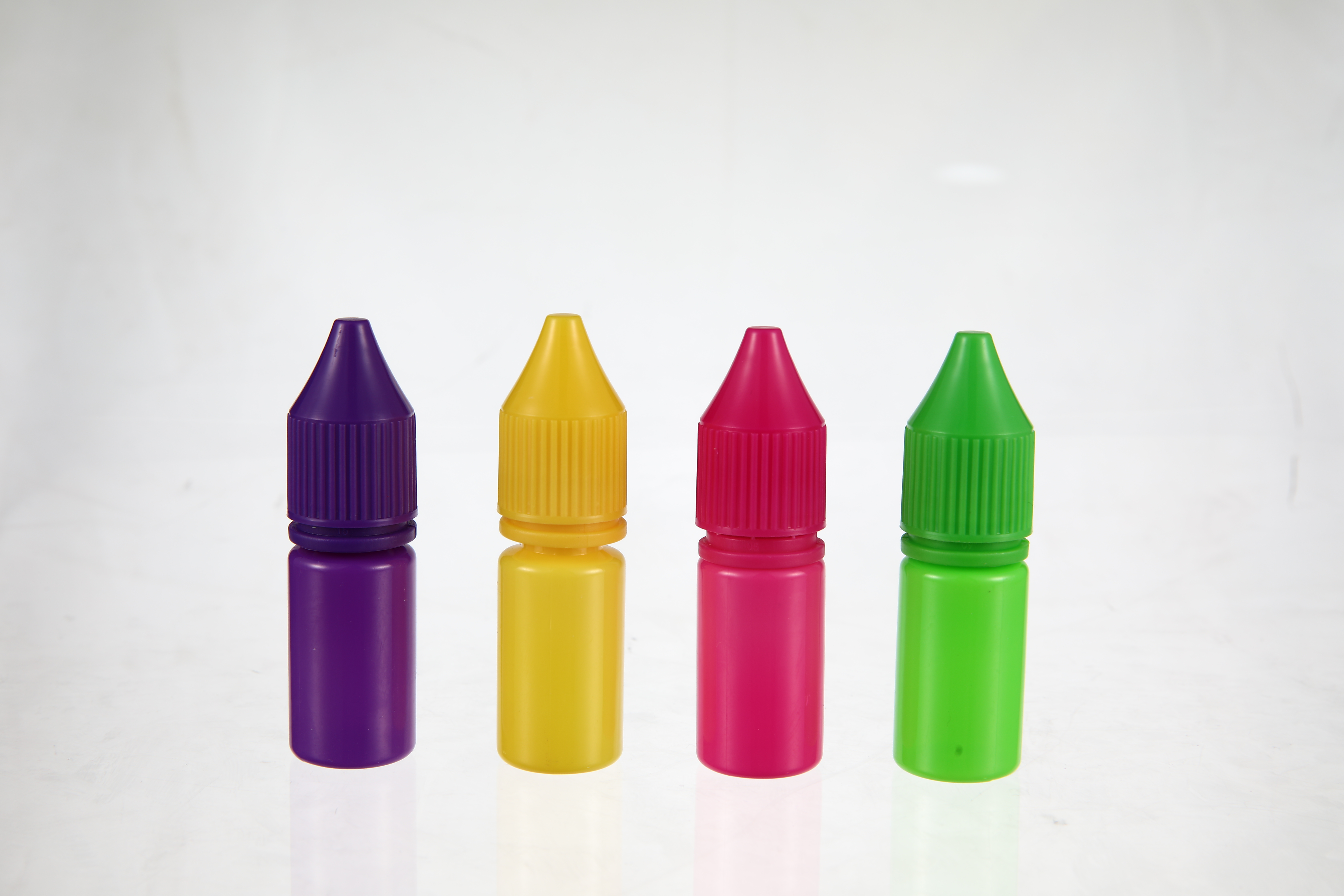 De ce să alegeți o sticlă din PET de 10 ml pentru uleiuri, seruri sau utilizare în laborator?