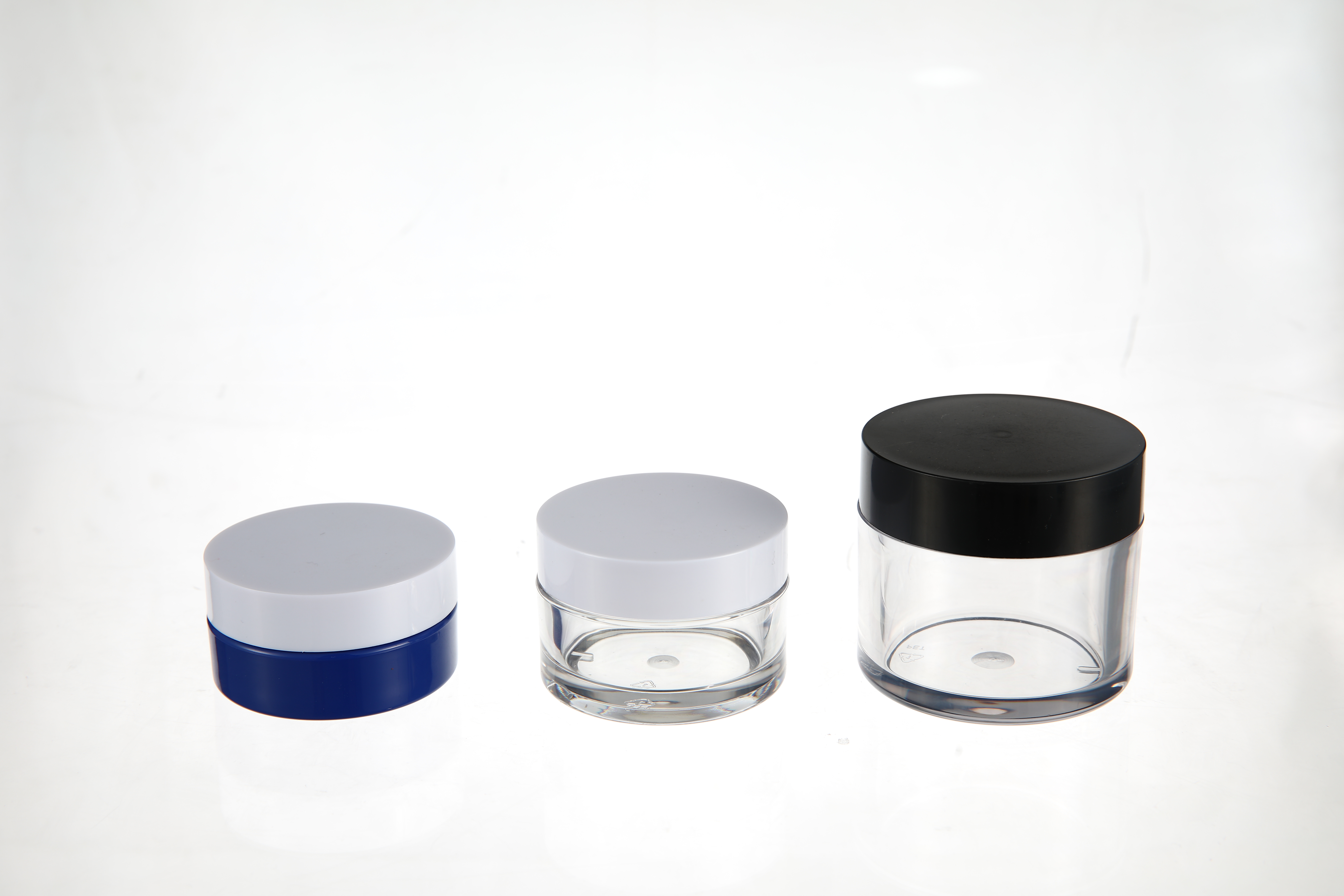 What Should You Look for in Wholesale Cosmetic Packaging Suppliers?