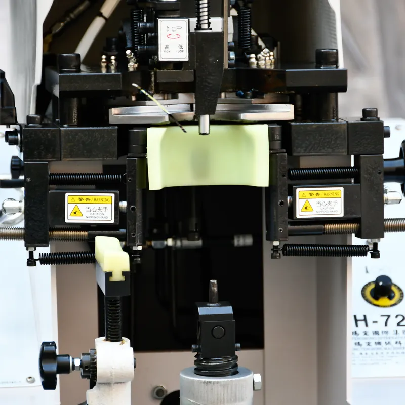 Système hydraulique accélérant le fonctionnement et améliorant la stabilité