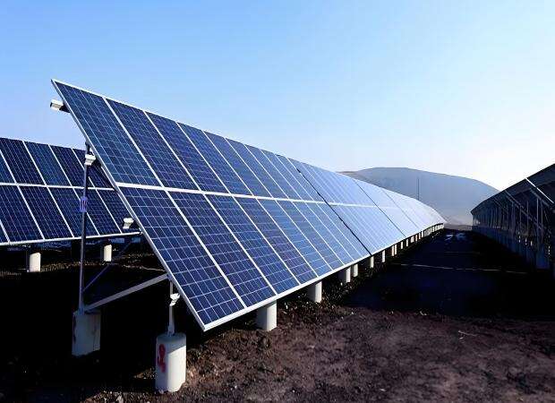 5.5MW Ground-Mounted Power Plant in the Desert , Qinghai