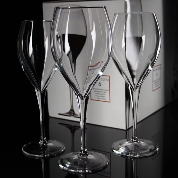 Creative Crystal Wine Glasses: A Toast to Elegance