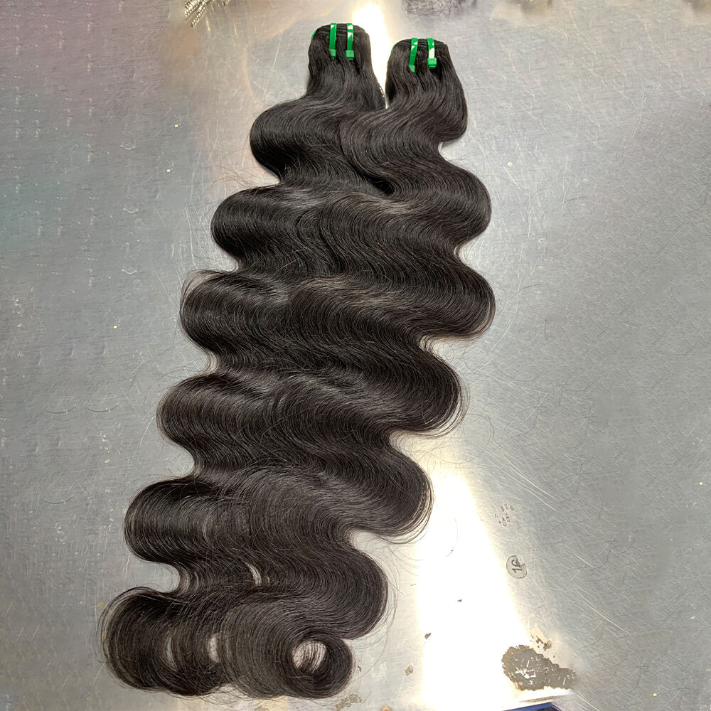 Ábhair Foinseáilte Gniomhaíoch