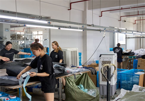 Yiwu Cloud Business: Cut Costs, Boost Quality—Your Ideal Women’s Apparel Factory