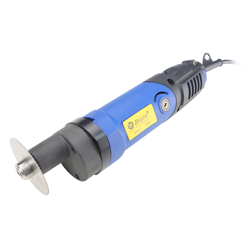 Why is oscillating saw a preferred tool in bone surgery