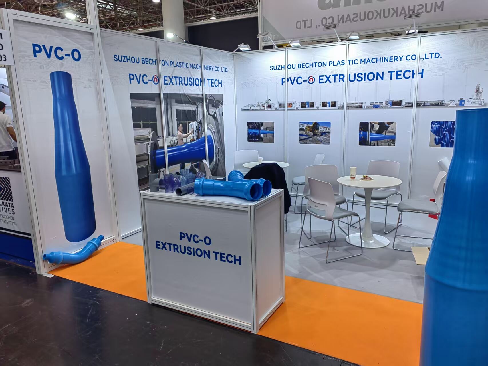 BECHTON PVC-O-EXTRUDERINGSTEKNOLOGI PÅ K-SHOW 2025