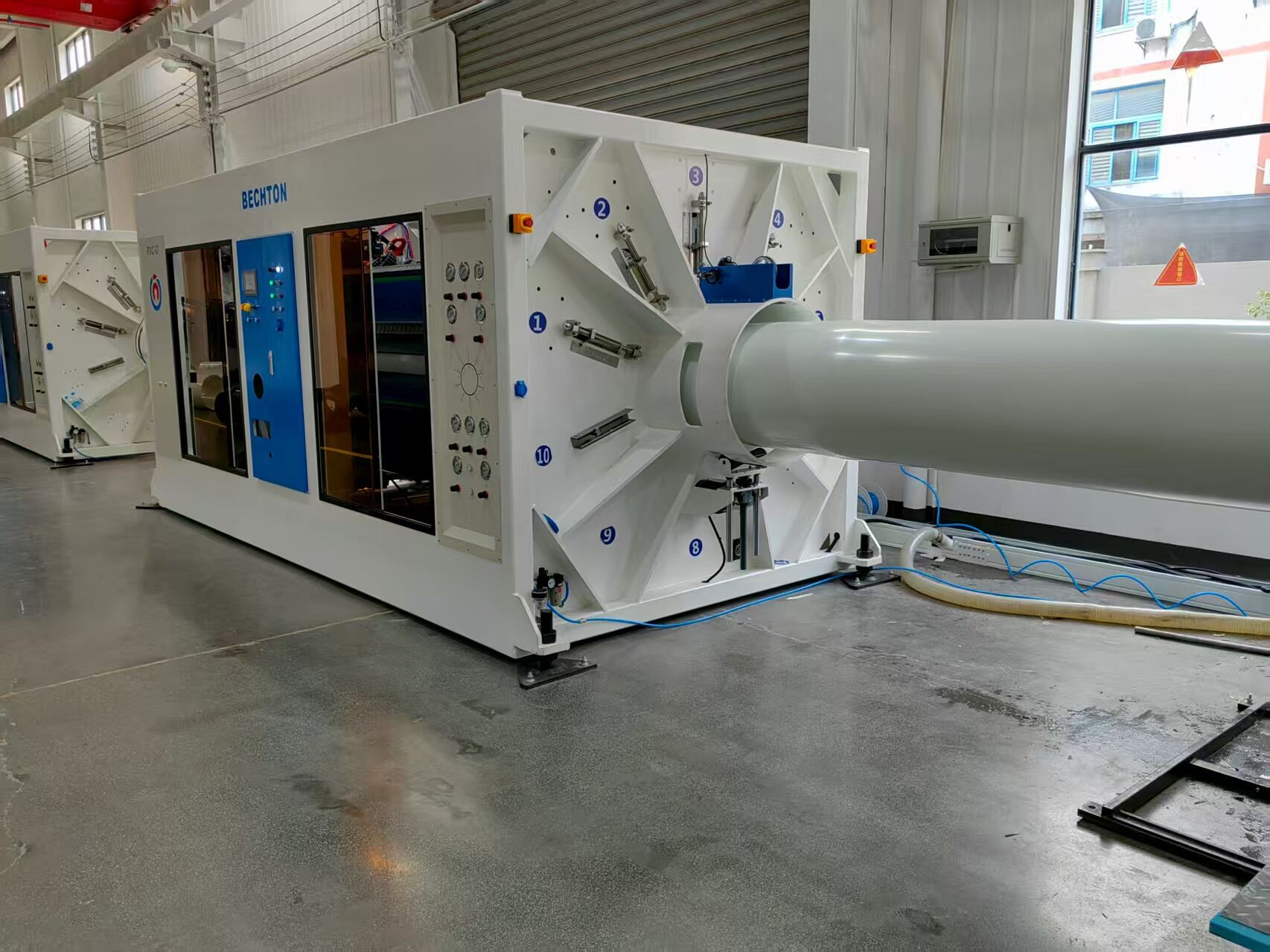 Ekstruzja rur: Efektywna i niezawodna technologia produkcji rur