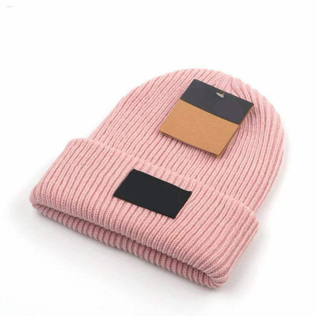 Фирменная шапка-бини с логотипом: Ваш бренд, Ваш стиль