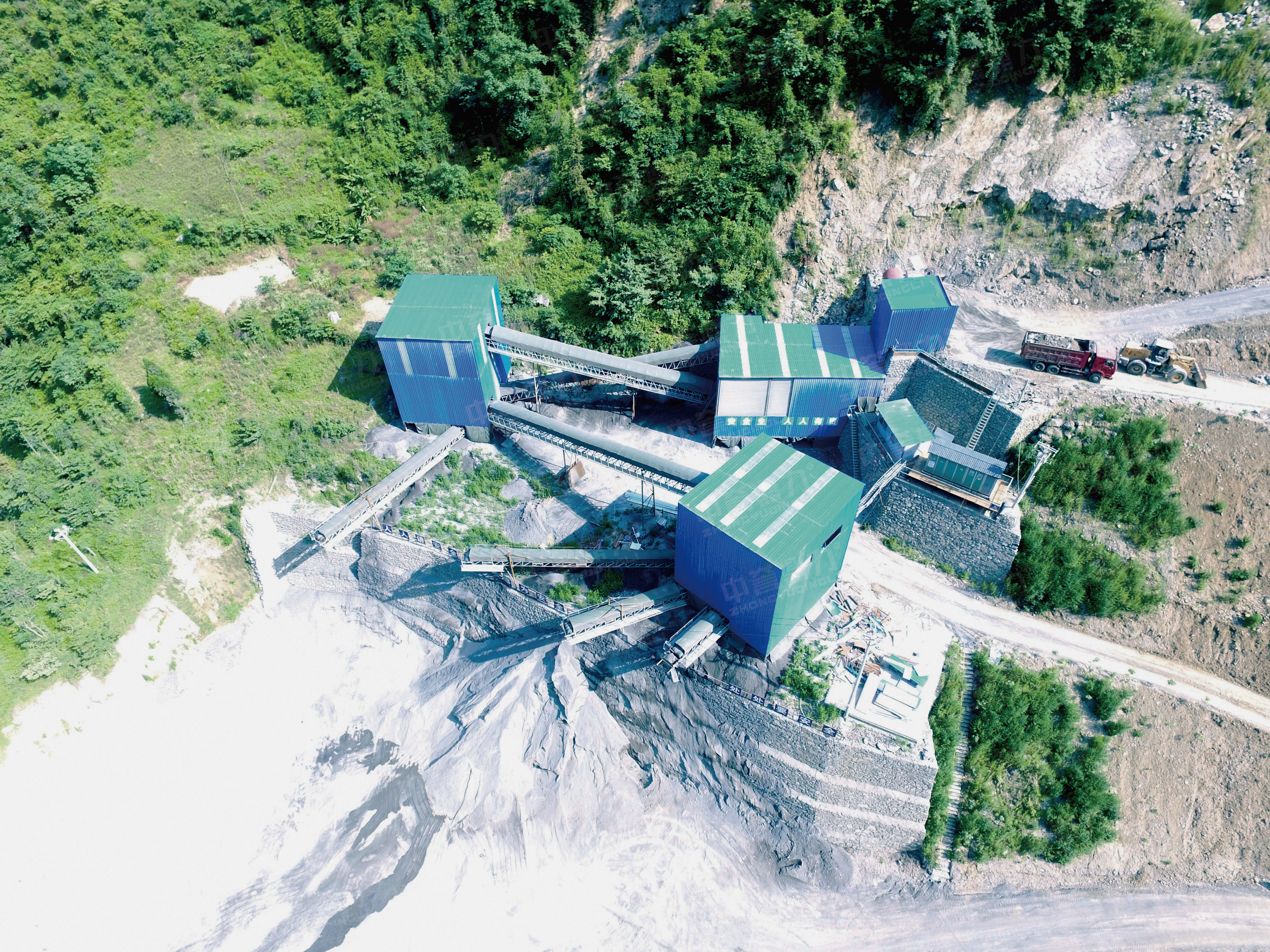 Northwest China's sand and gravel aggregate production lines: 500 tons - 4 million tons