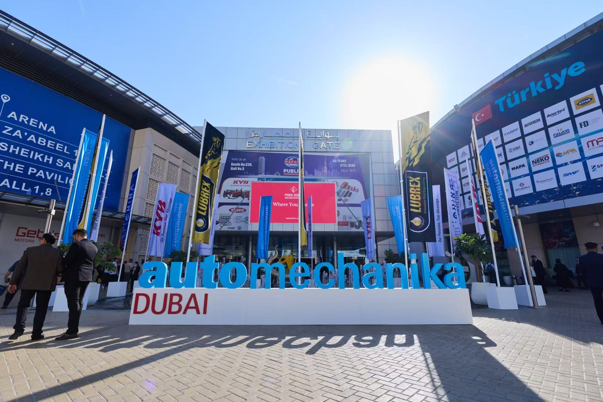 2025 Automechanika Dubai 65,000 Professional Buyers Gulf Luxury Auto Parts Deep Layout