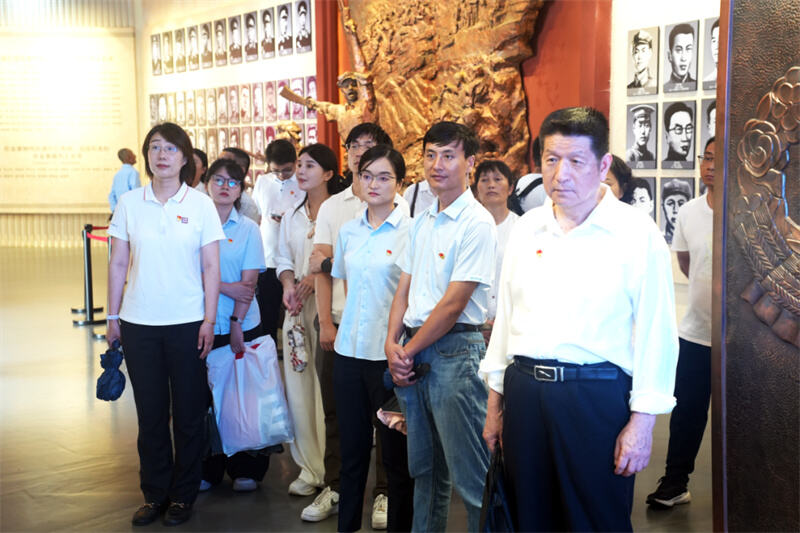 The Xieshos Communist Party Branch held the July 1st Party Member Education and Training Activity - 4.jpg