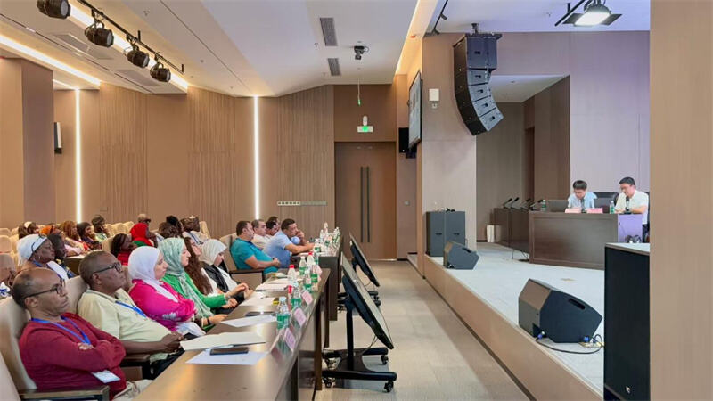 Eight country students jointly explore new paths for environmental governance, New Universe Technology contributes to Belt and Road green cooperation - 4.jpg