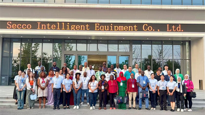 Eight country students jointly explore new paths for environmental governance, New Universe Technology contributes to Belt and Road green cooperation - 6.jpg