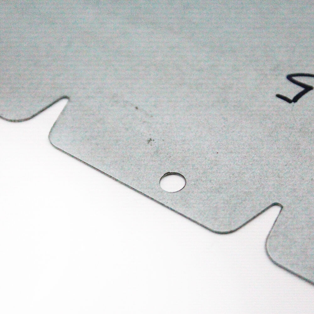 Tecnologia avanzata per uno stampaggio metallico superiore