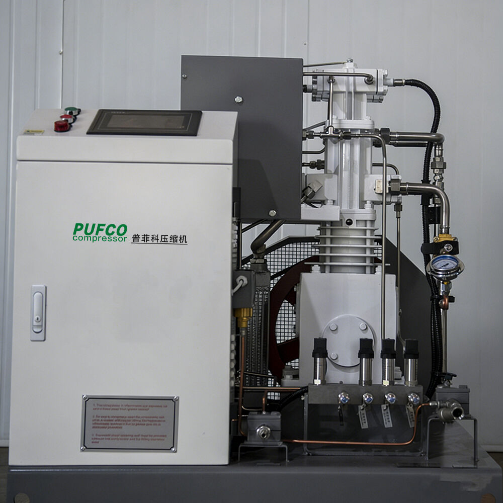 Compressor Oxygenii Sine Oleo Regulatus PLC | Certificatus CE, 150 Barg
