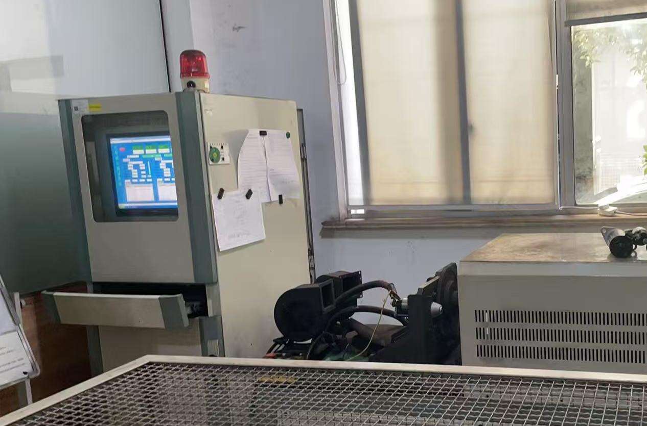 การทดสอบความทนทานของสวิตช์โซลินอยด์สตาร์ทเตอร์