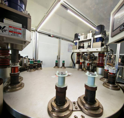 เครื่องรัดสายอัตโนมัติเต็มรูปแบบ