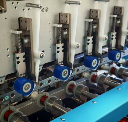 เครื่องพันอัตโนมัติแบบหลายสถานี