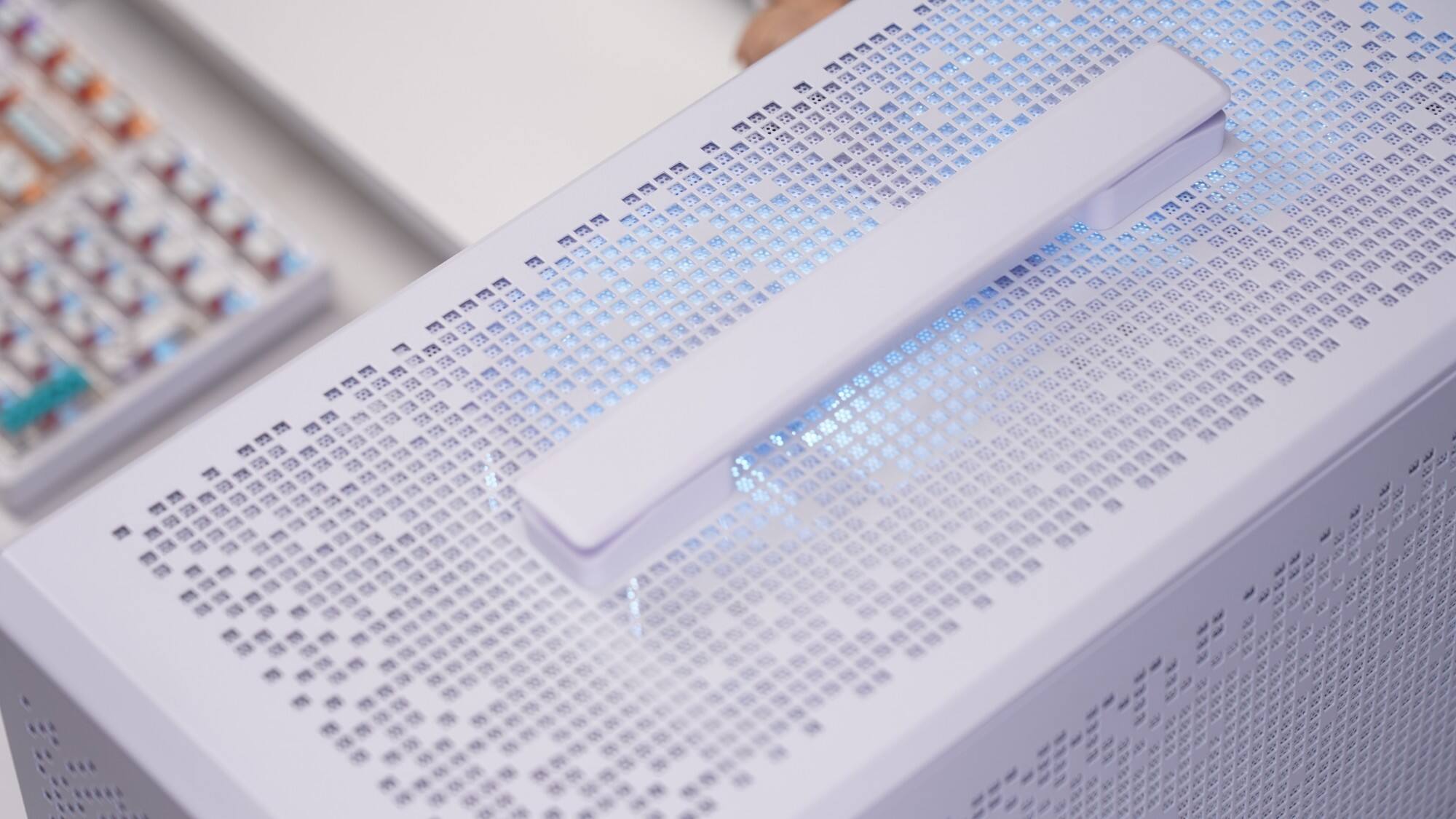 pc case with handle (3).JPG