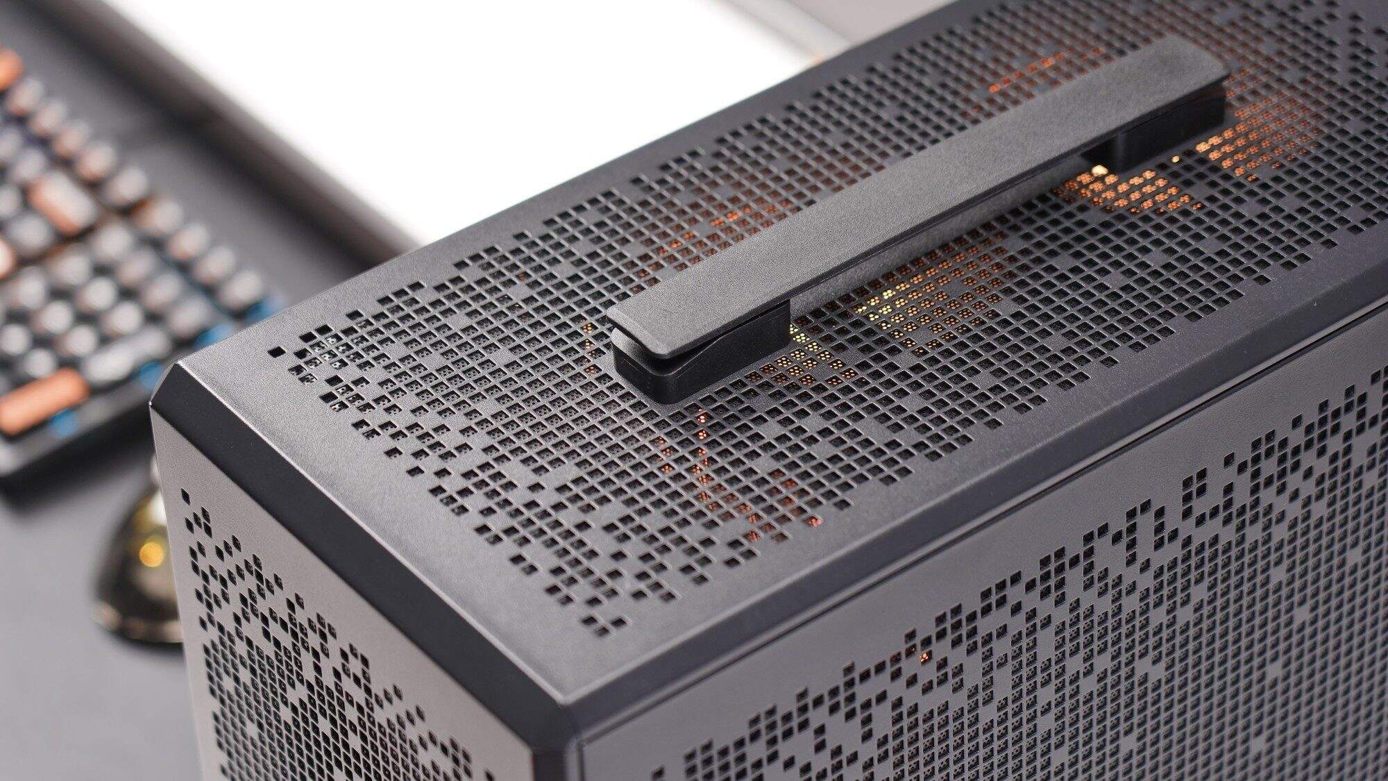 pc case with handle (0).JPG
