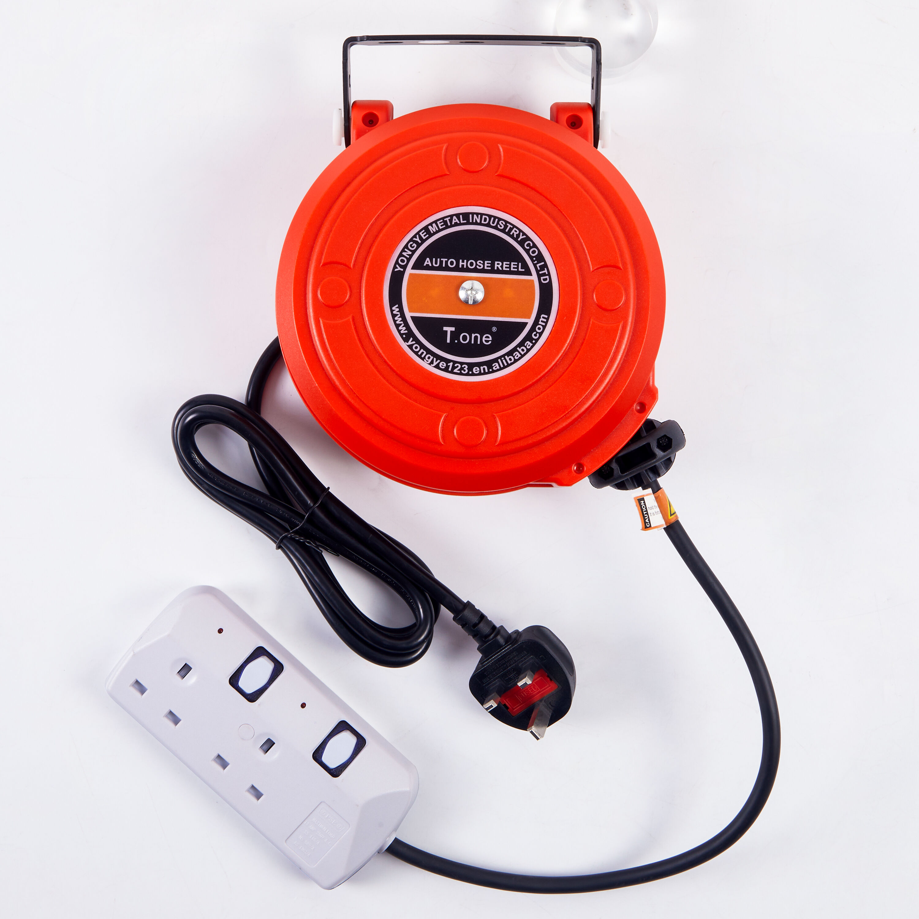 Auf welche Merkmale sollten Sie bei einer zuverlässigen einziehbaren Verlängerungskabelspule achten?