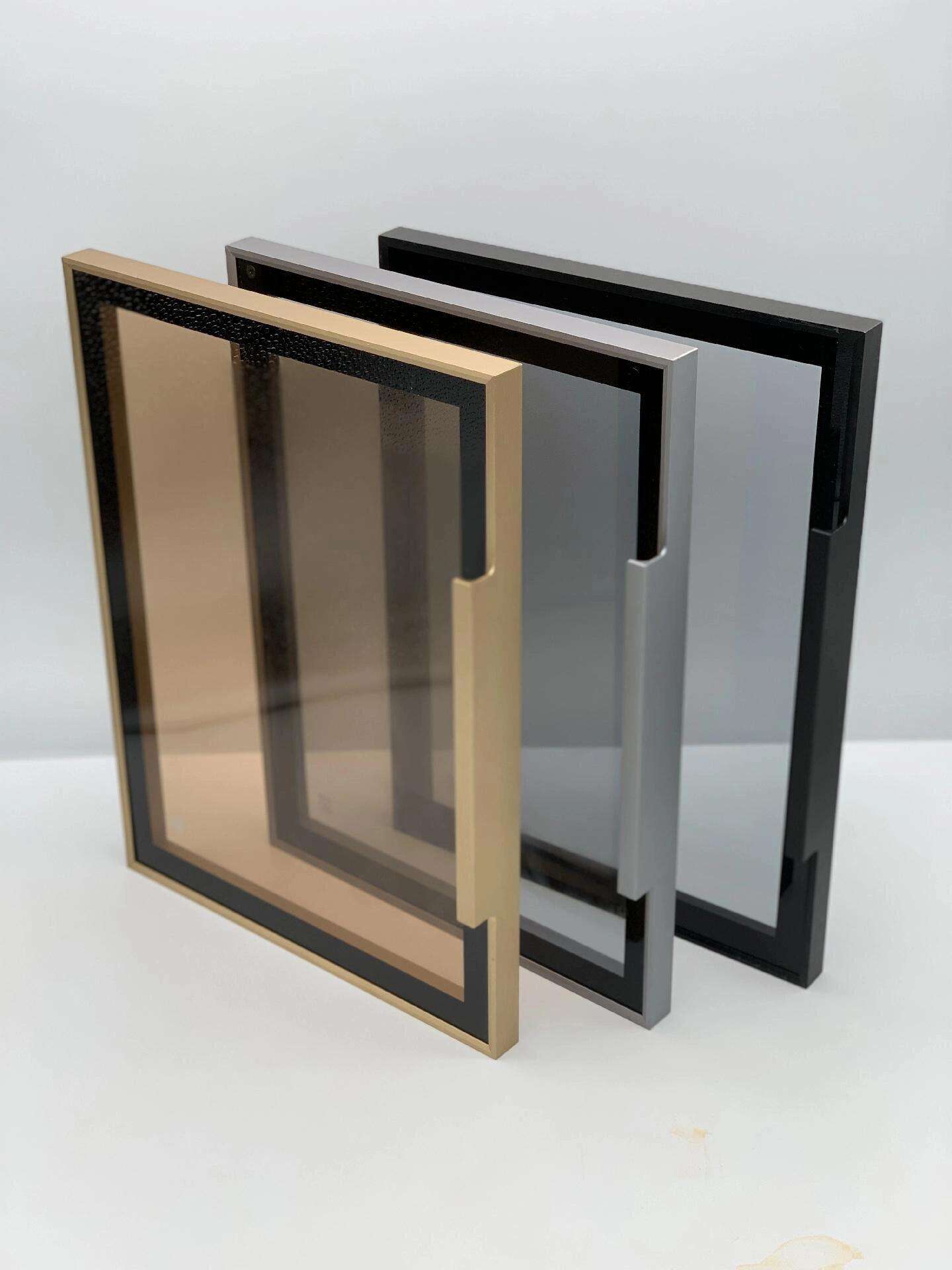 Aluminijaste vrata za omare – sodoben minimalističen prilagojen aluminijast okvirni sistem za steklene garderobne omare | OEM / ODM