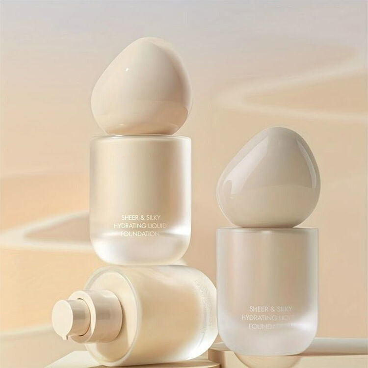 Chai thủy tinh không khí vs chai bơm truyền thống