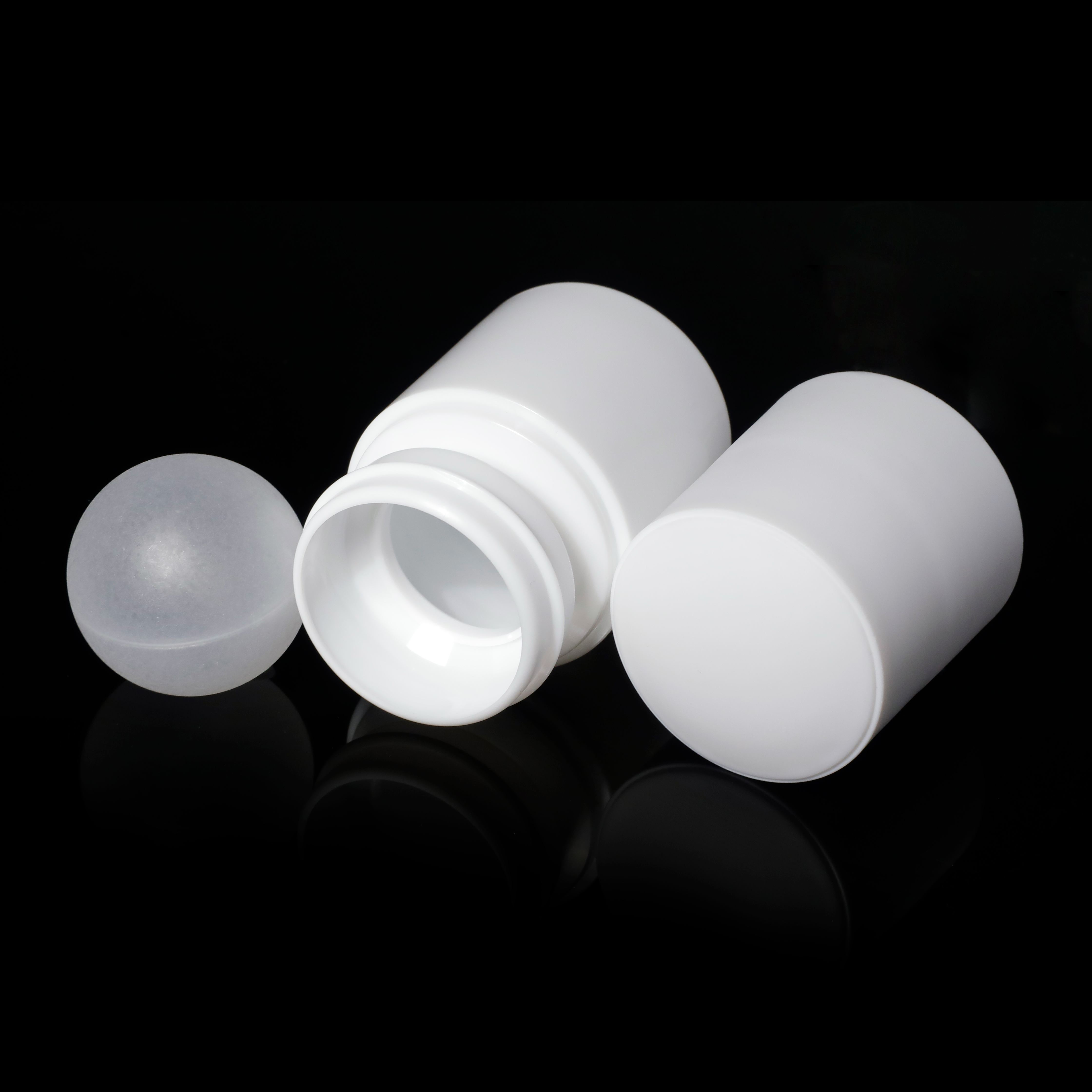 B1025A Personal Care Custom Liquid Deodorant Bottle,50 ml Roller Bottle,custom Matte Plastic Deodorant Bottle details