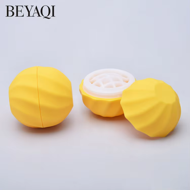 Biodegradable Cosmetic Lip Balm 7g Twist up Deodorant Solid Fragrance Stick Tube Packaging Container manufacture