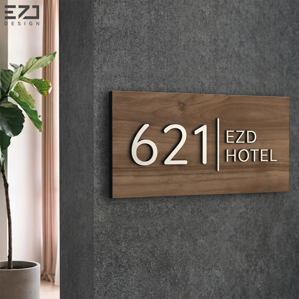 Segnale personalizzato EZD impermeabile con texture moderna in legno per numero stanza hotel, targa 3D in acrilico per porta di appartamento, targa per camere resort