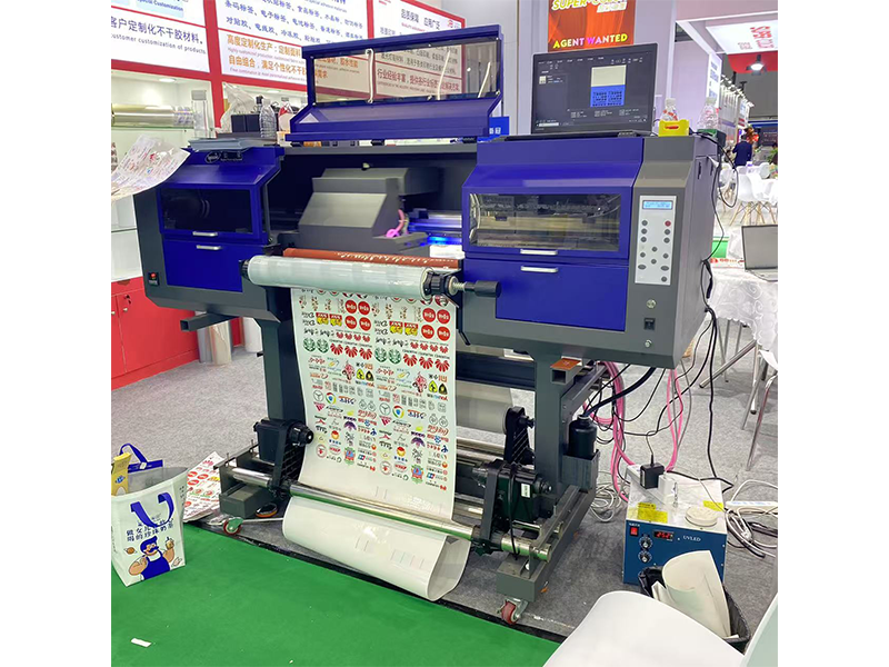 Nepřekonatelné rozlišení tisku pro trvalý vizuální dopad