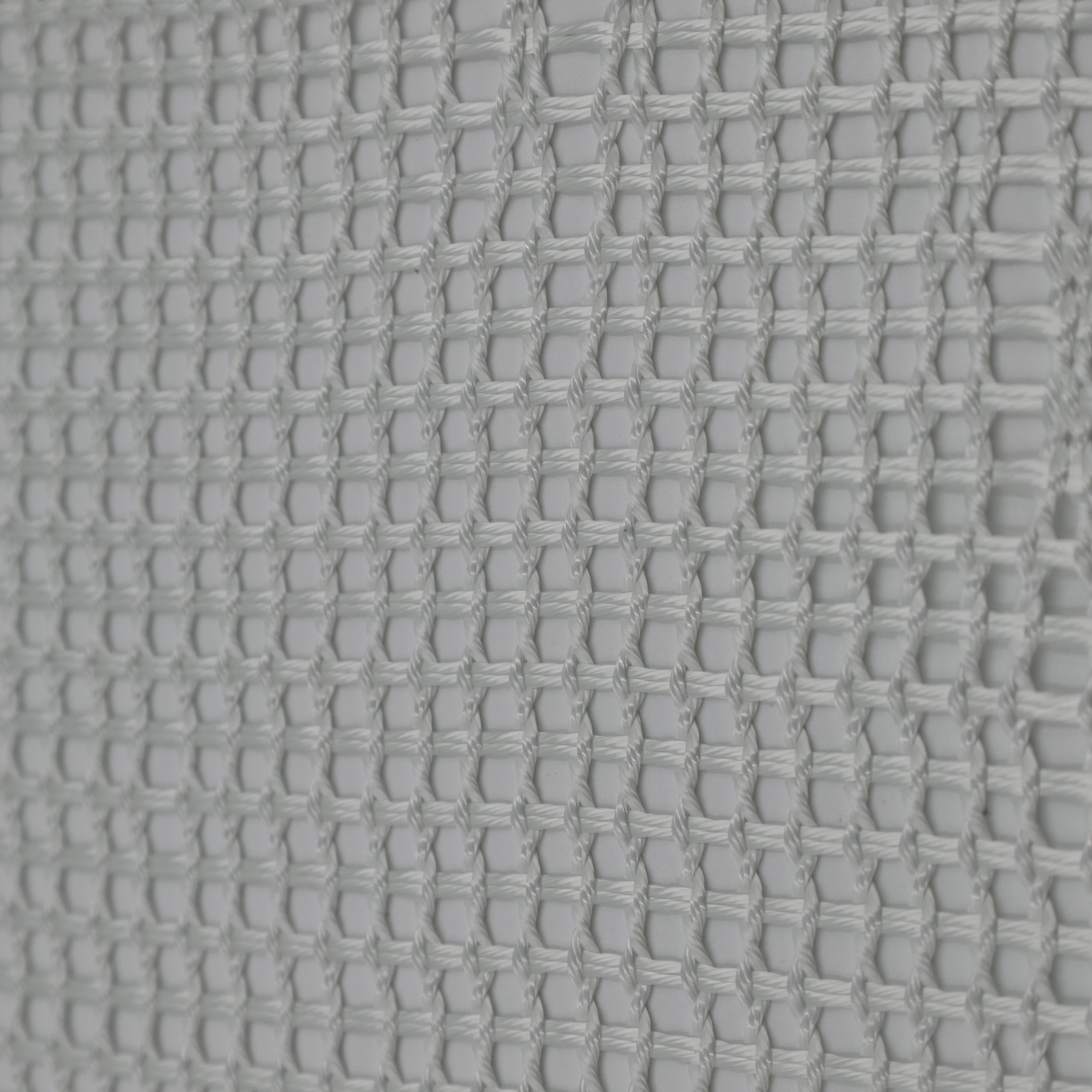 टिकाऊ फाइबरग्लास ग्रेटिंग की अतुलनीय संक्षारण प्रतिरोध