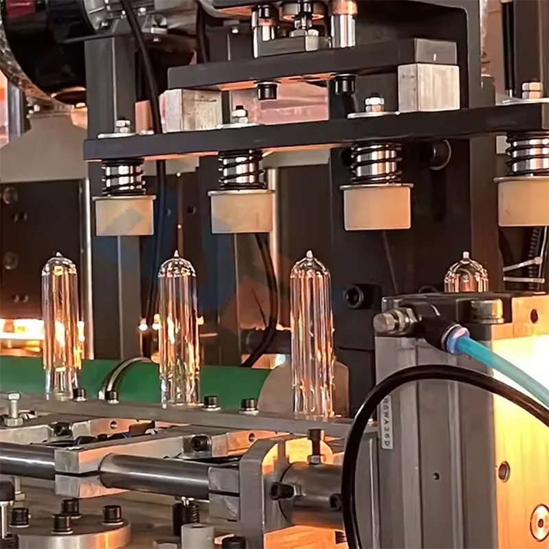 Blow Molding Machine(Q Series)