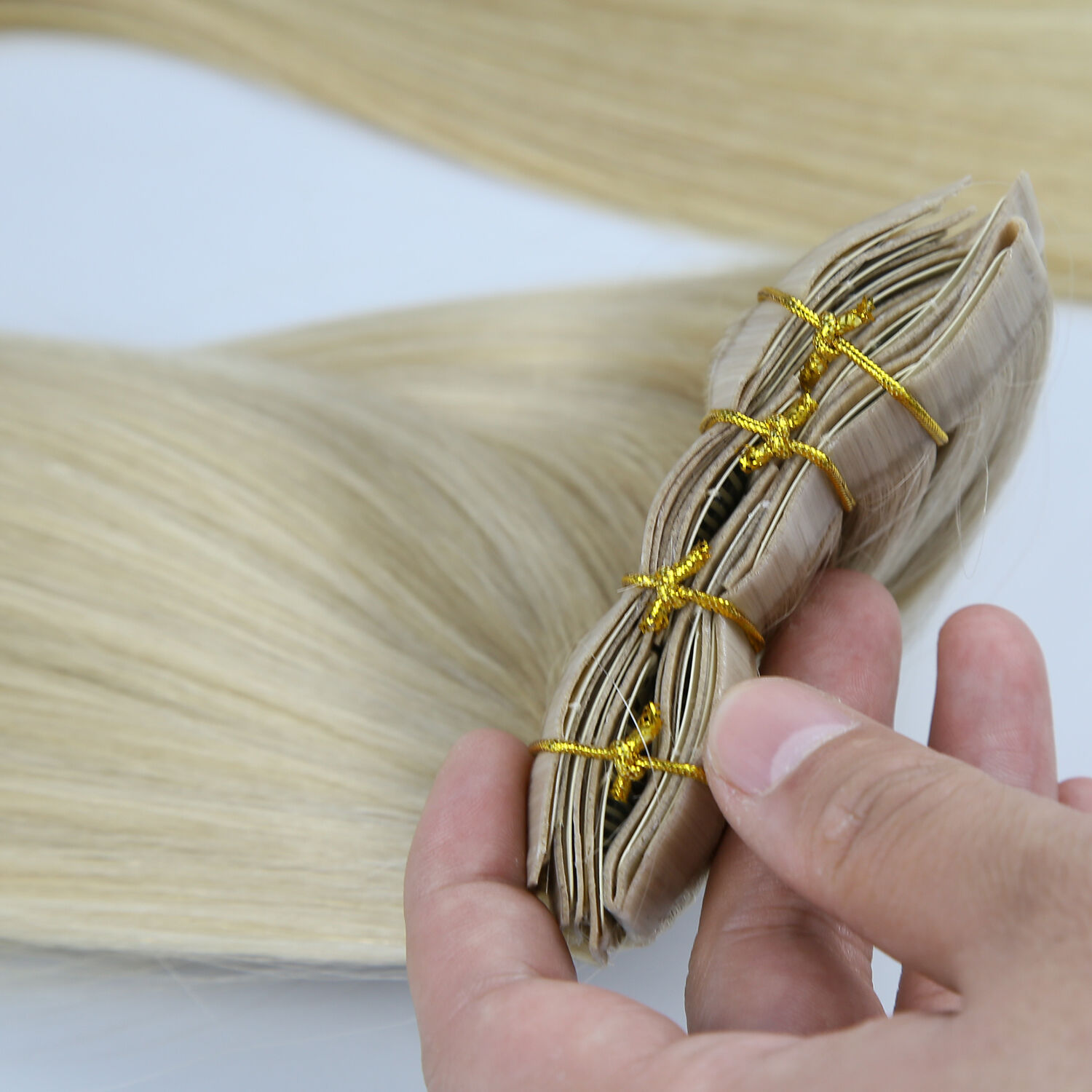 Распространённые проблемы при использовании бесшовных наращиваемых прядей с зажимами и способы их предотвращения