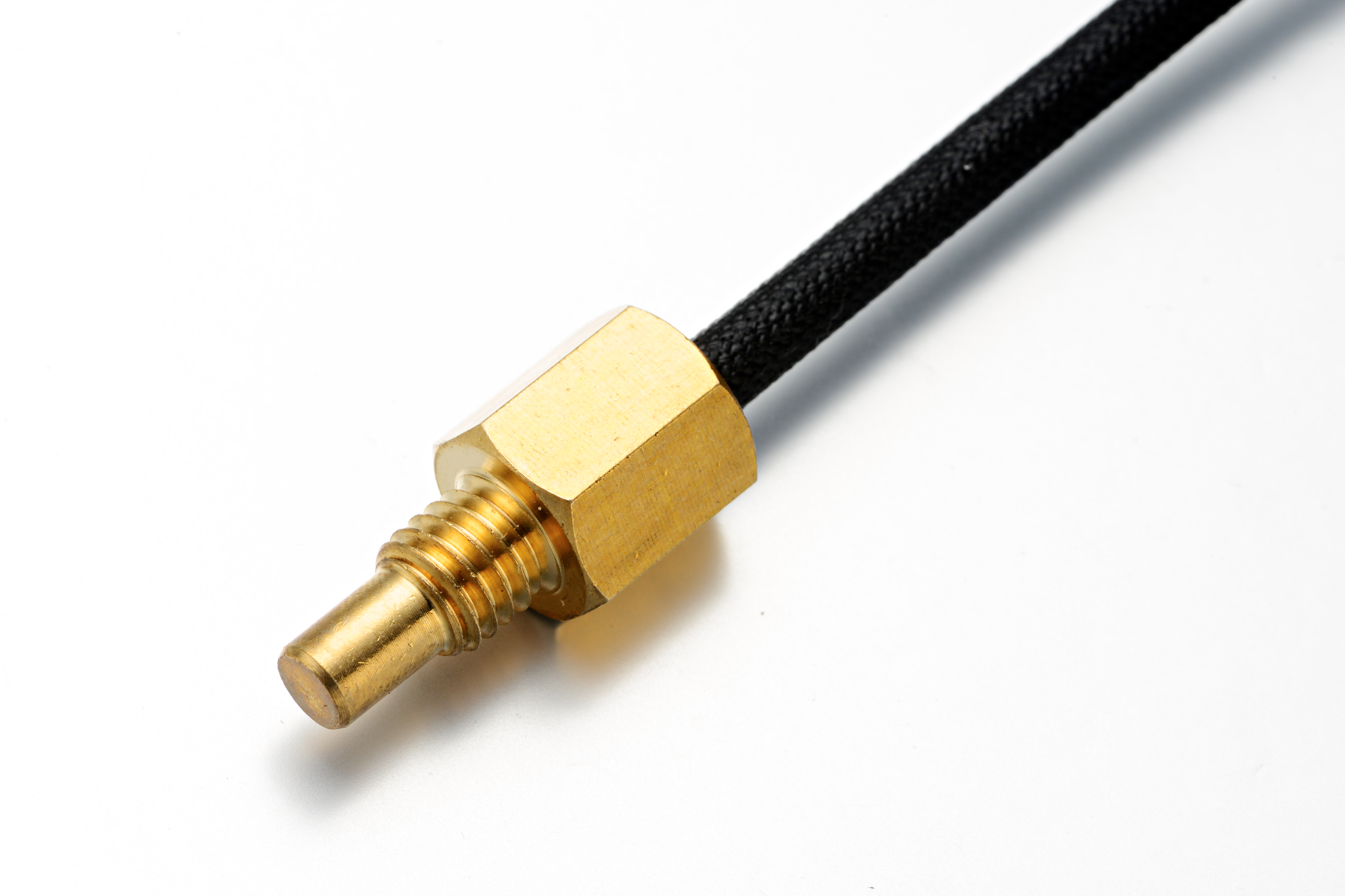 Унікальний інтерфейс 1-Wire для спрощеного підключення