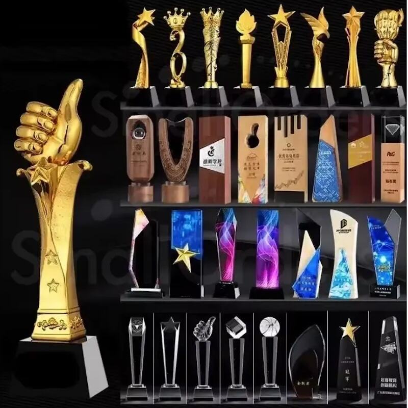 Custom Crystal Trophy Award Wood Base Resin Trophies