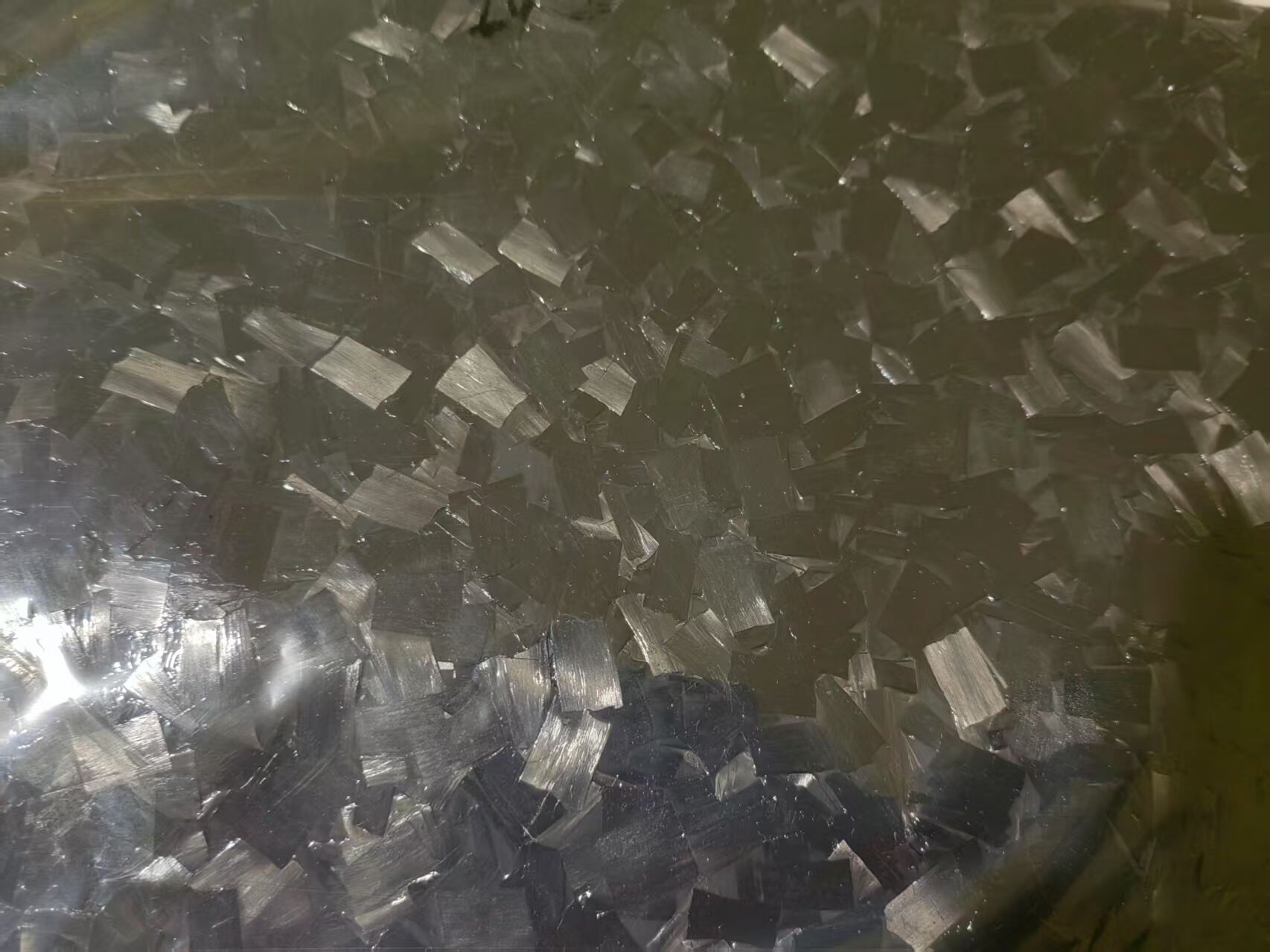 Muovattavat mukautetut hiilikuituratkaisut erilaisiin teollisuuden aloihin