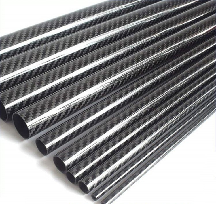 Punasin ang mga produkto na gawa sa carbon fiber gamit ang malambot na tela upang maiwasan ang mga ugat.