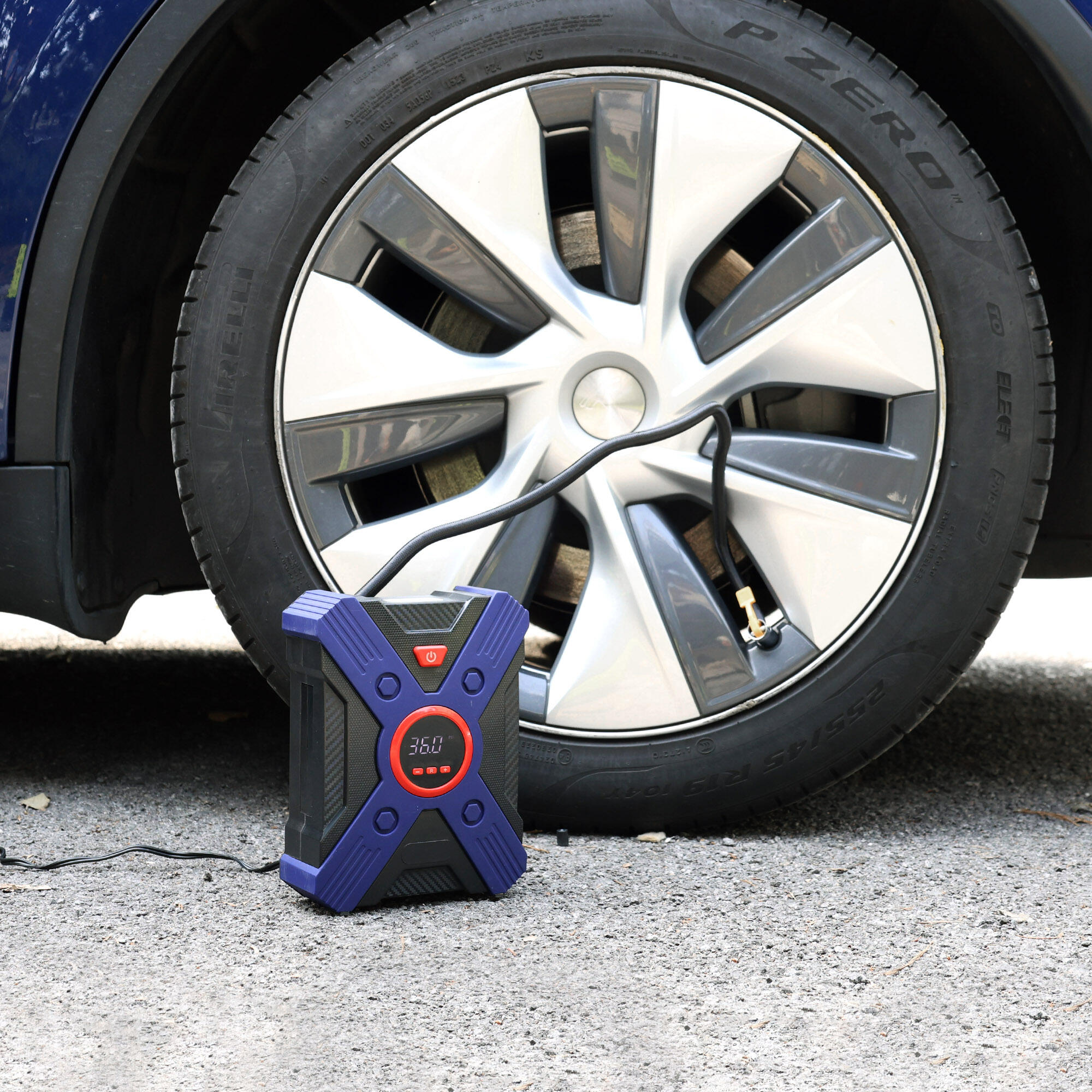 How to Properly Use a Road Safety Emergency Kit in an Emergency Situation?