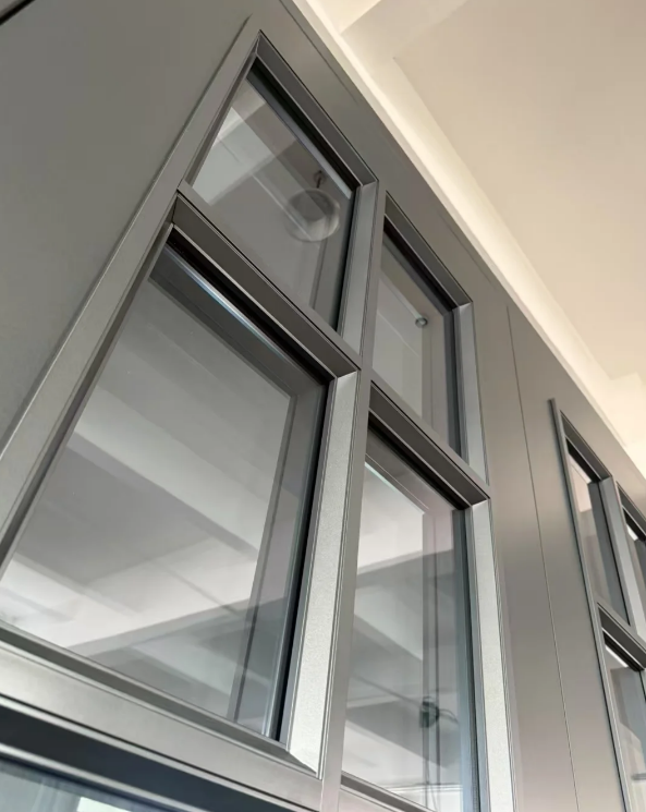 優れた耐候性およびエネルギー効率