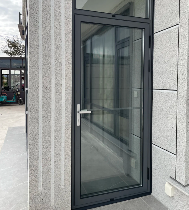 Seamless Indoor-Outdoor Integration