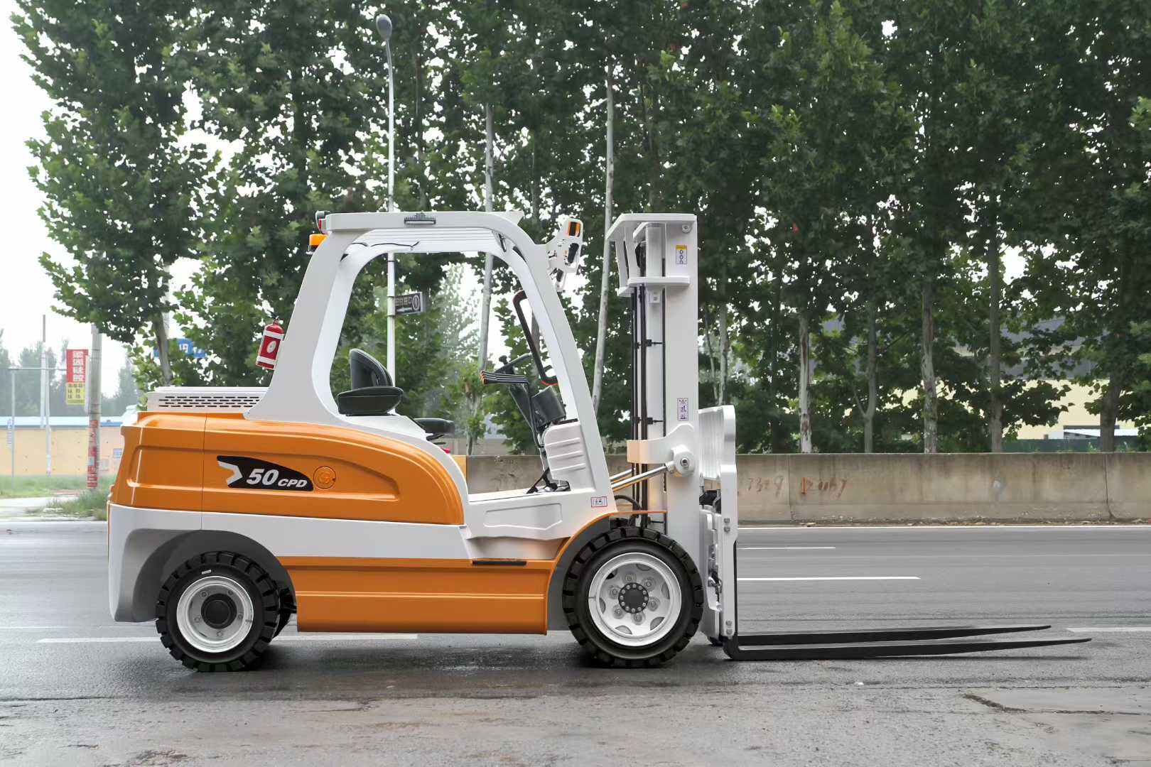 Tingkatkan Efisiensi Logistik Anda dengan Forklift Kontainer Kami